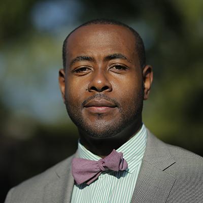 Portrait of Dr. Kevin Pitt